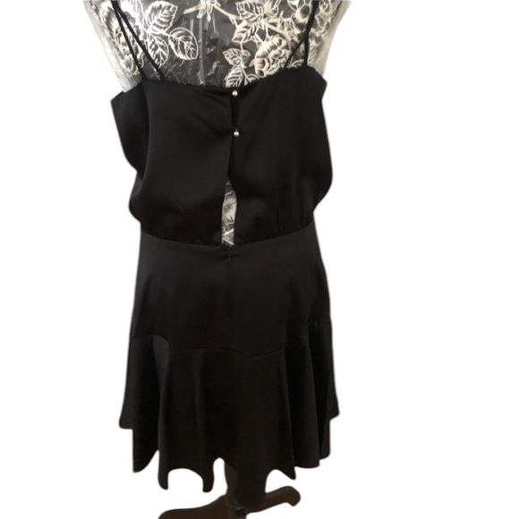 Banana Republic size 12 black silk Strapy V-Neck dress with stretch NWT